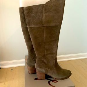 Crown Vintage Knee High Boot Size 8.5